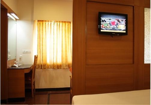 Malles Manotaa Chennai Extérieur photo