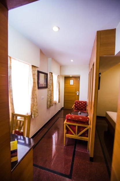 Malles Manotaa Chennai Chambre photo